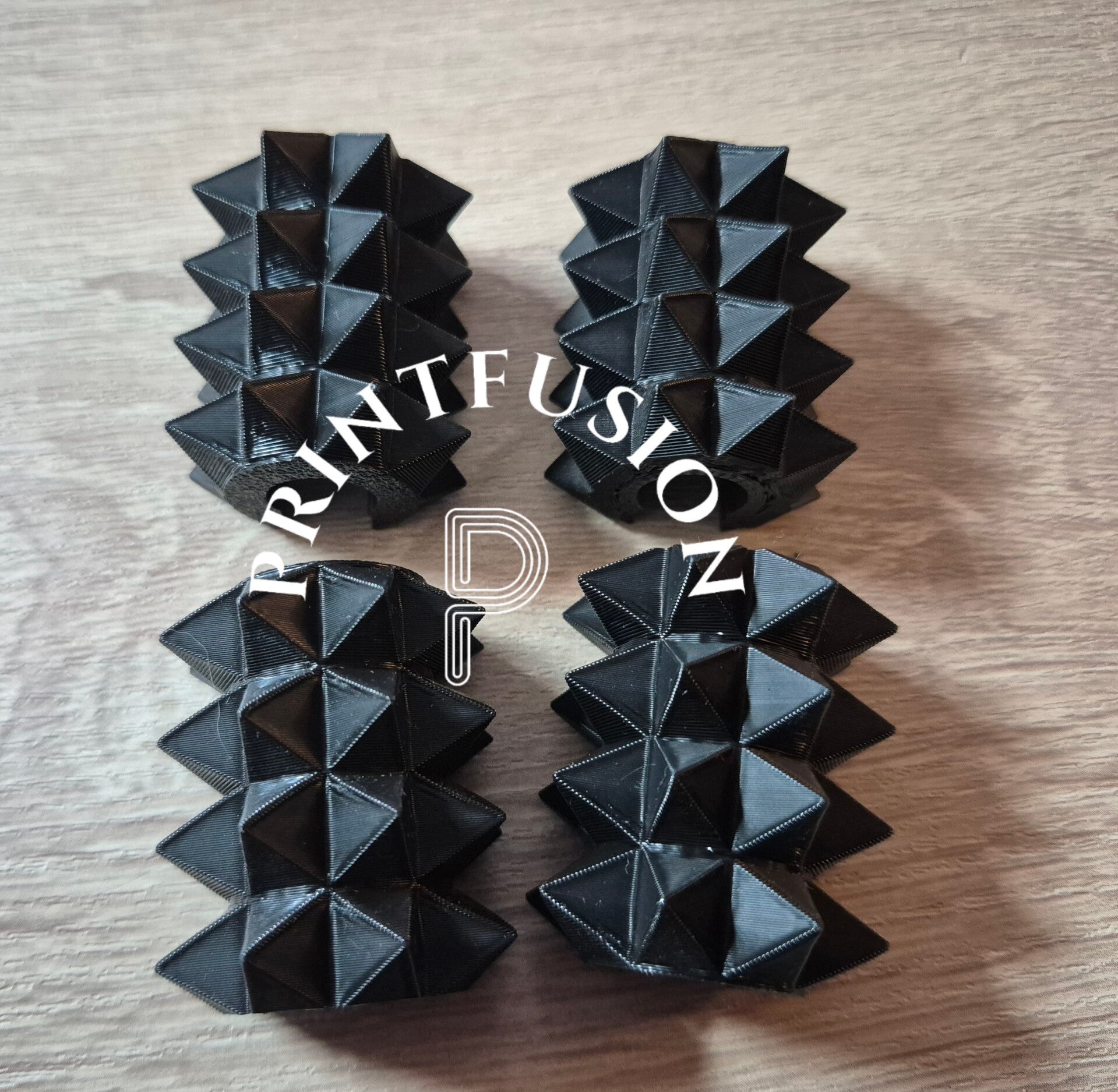 B-Ware SpikeRolls - Simply Spikes"