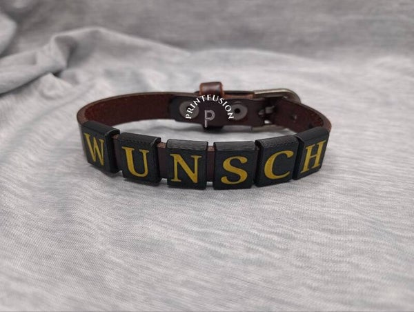Armband mit Steinchen