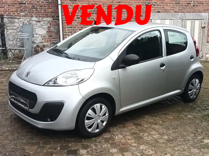 “Peugeot 107 2013 1.0 essence vue avant Belgique”