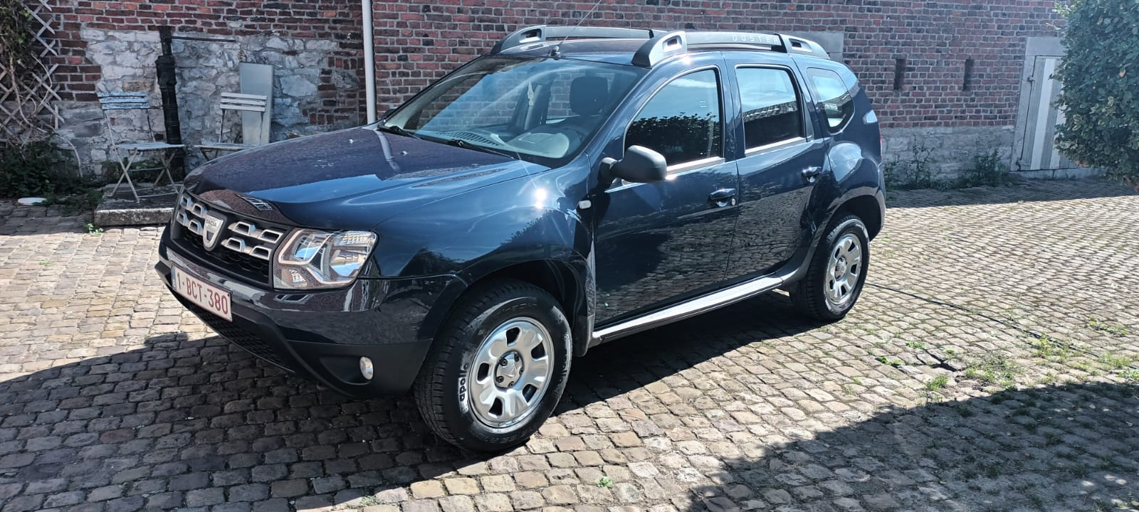 Dacia Duster 2014 1.5dci 4x4 vue avant couleur grise Belgique