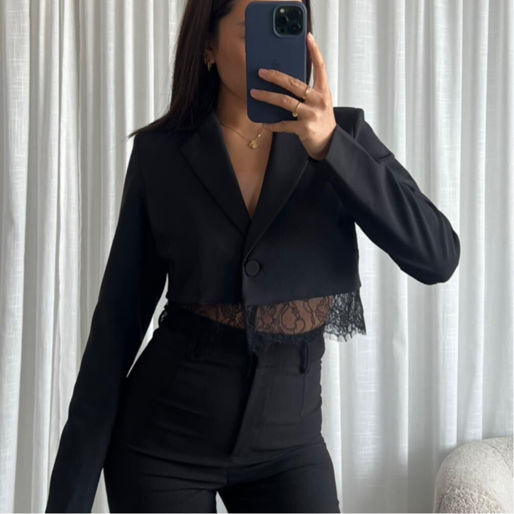 Zwarte cropped blazer kant Sofe