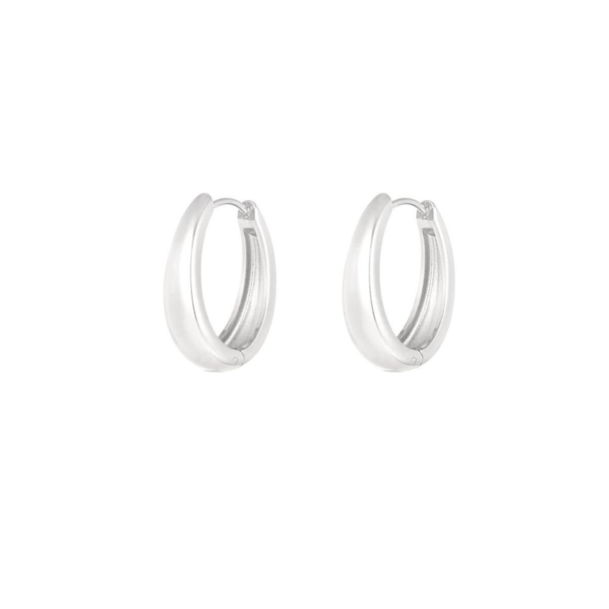 Classy hoop oorbellen - Zilver