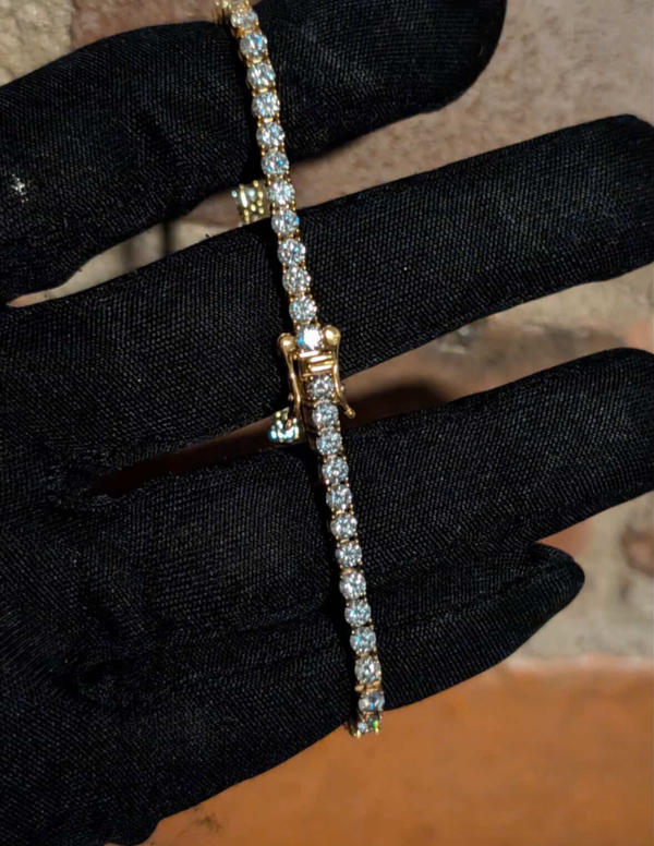 Single Row Tennis Bracelet