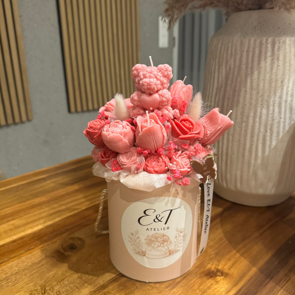 Blossom Heart Duftkerzen Bouquet mit Teddy