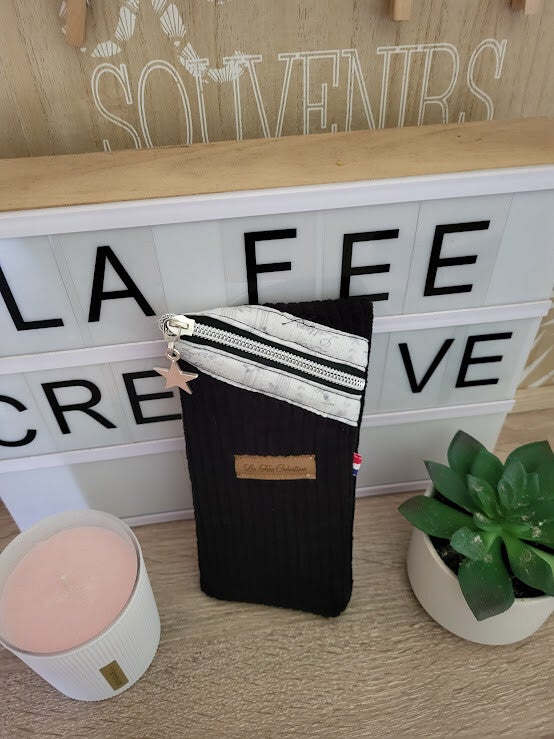 Etui à lunette en velours noir Love