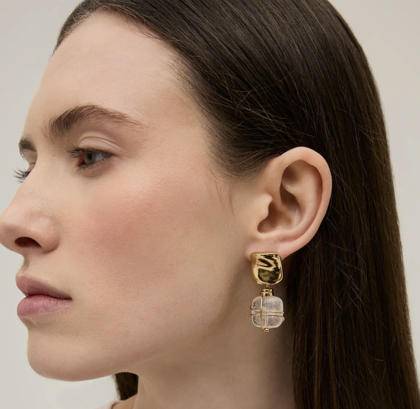 Small gold Rainbow square earrings | GAS Byoux earrng