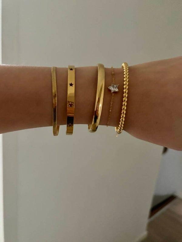 Shiny star armband