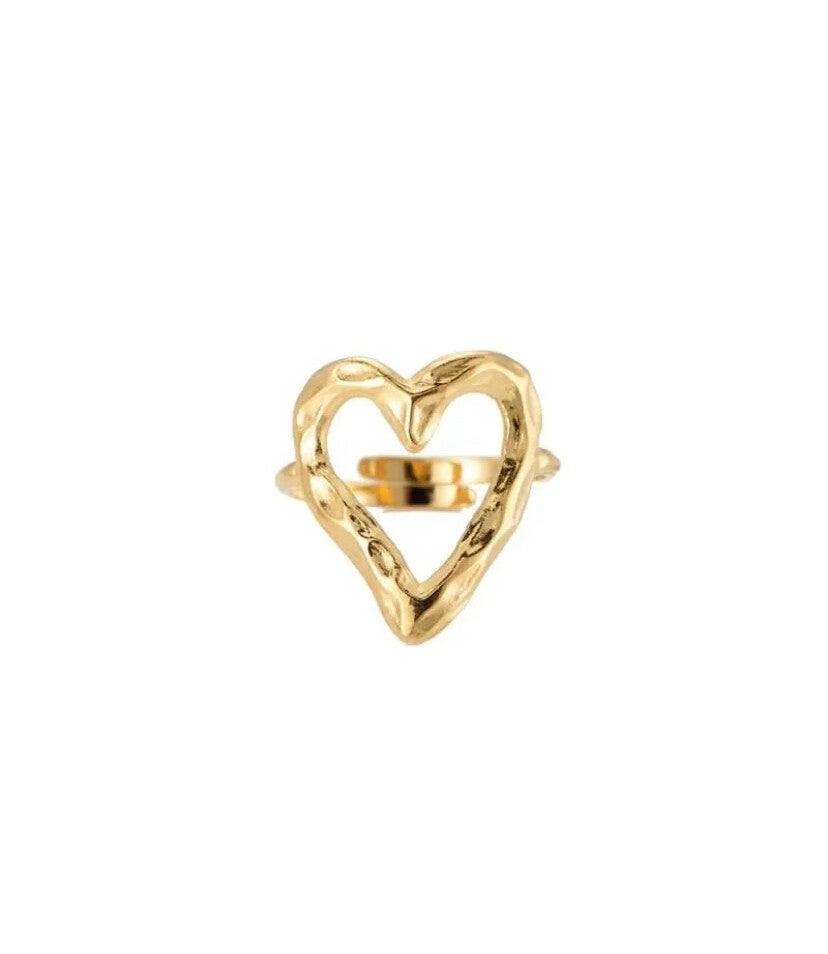 Heartless ring