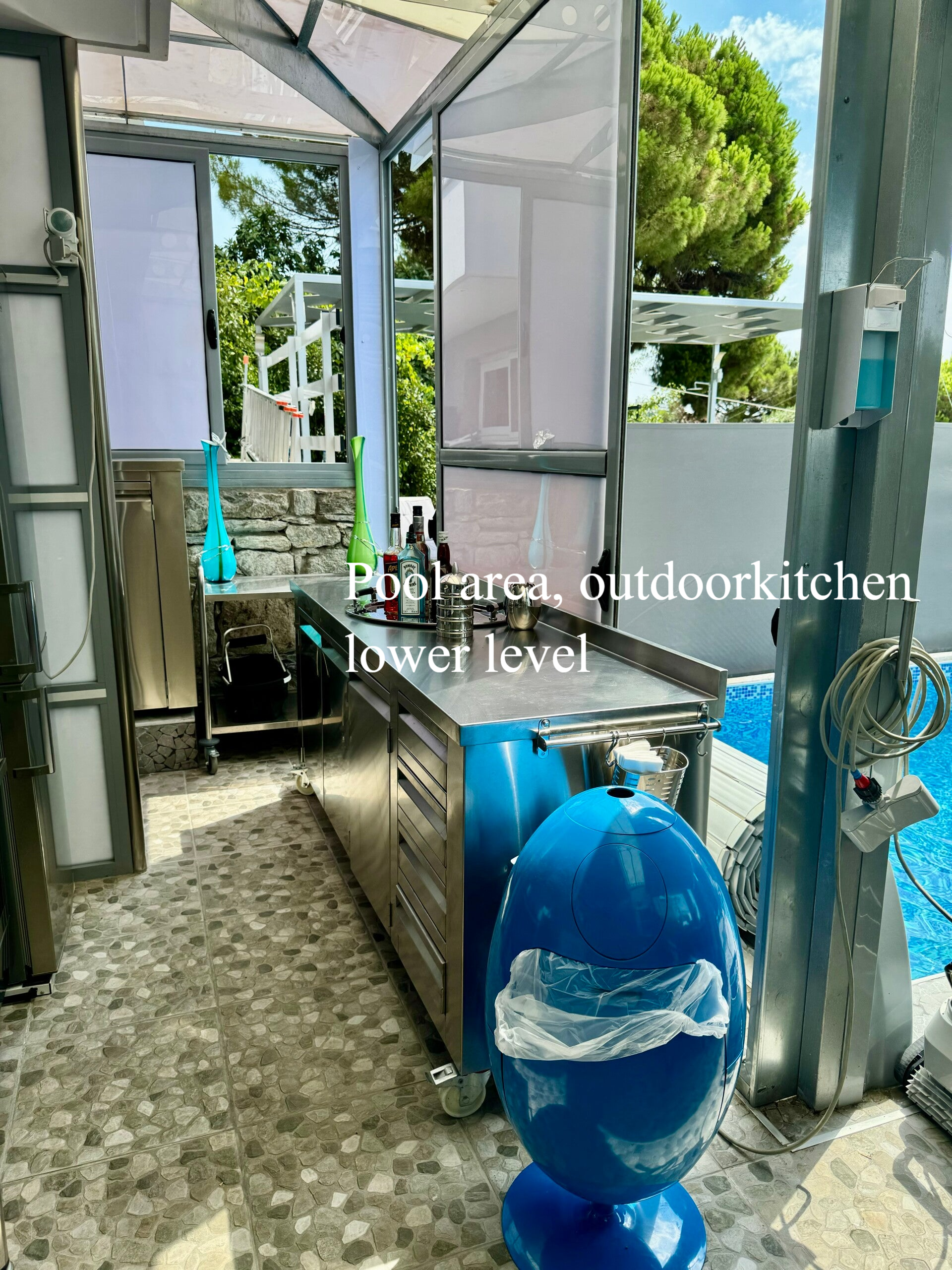 Pool area, Outdoor kitchen, lower area