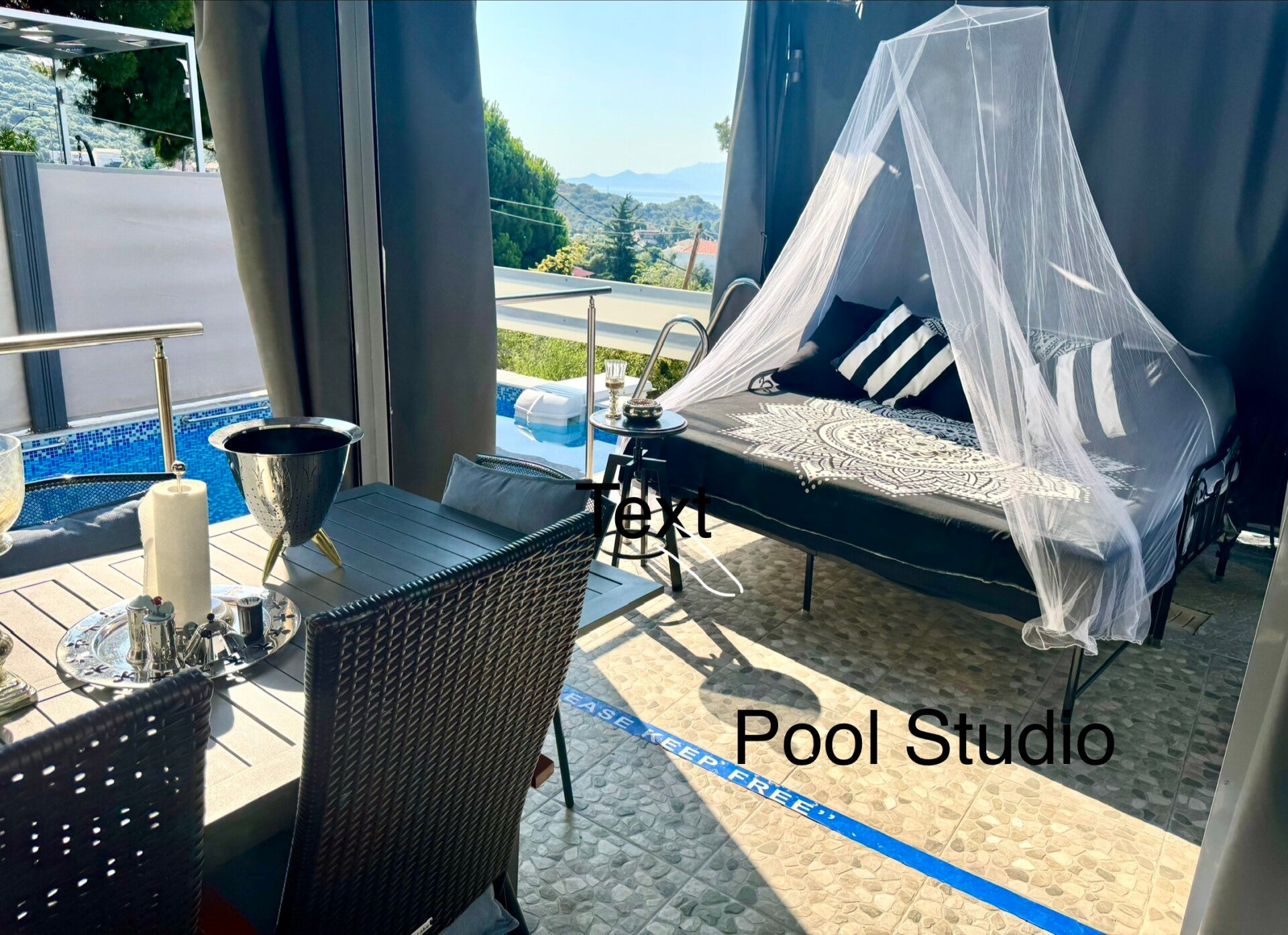 Mythos Pool Studio