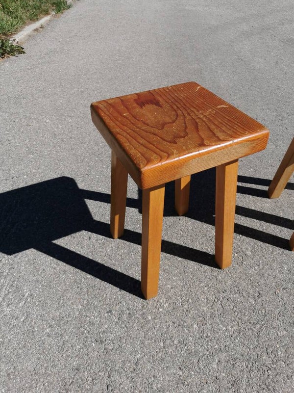 Tabouret Charlotte Perriand