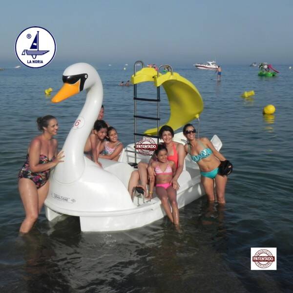 La Noria 4 persoons zwaan waterfiets