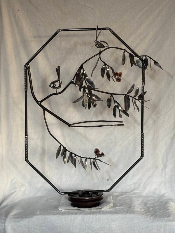 Gum leaf bird bath