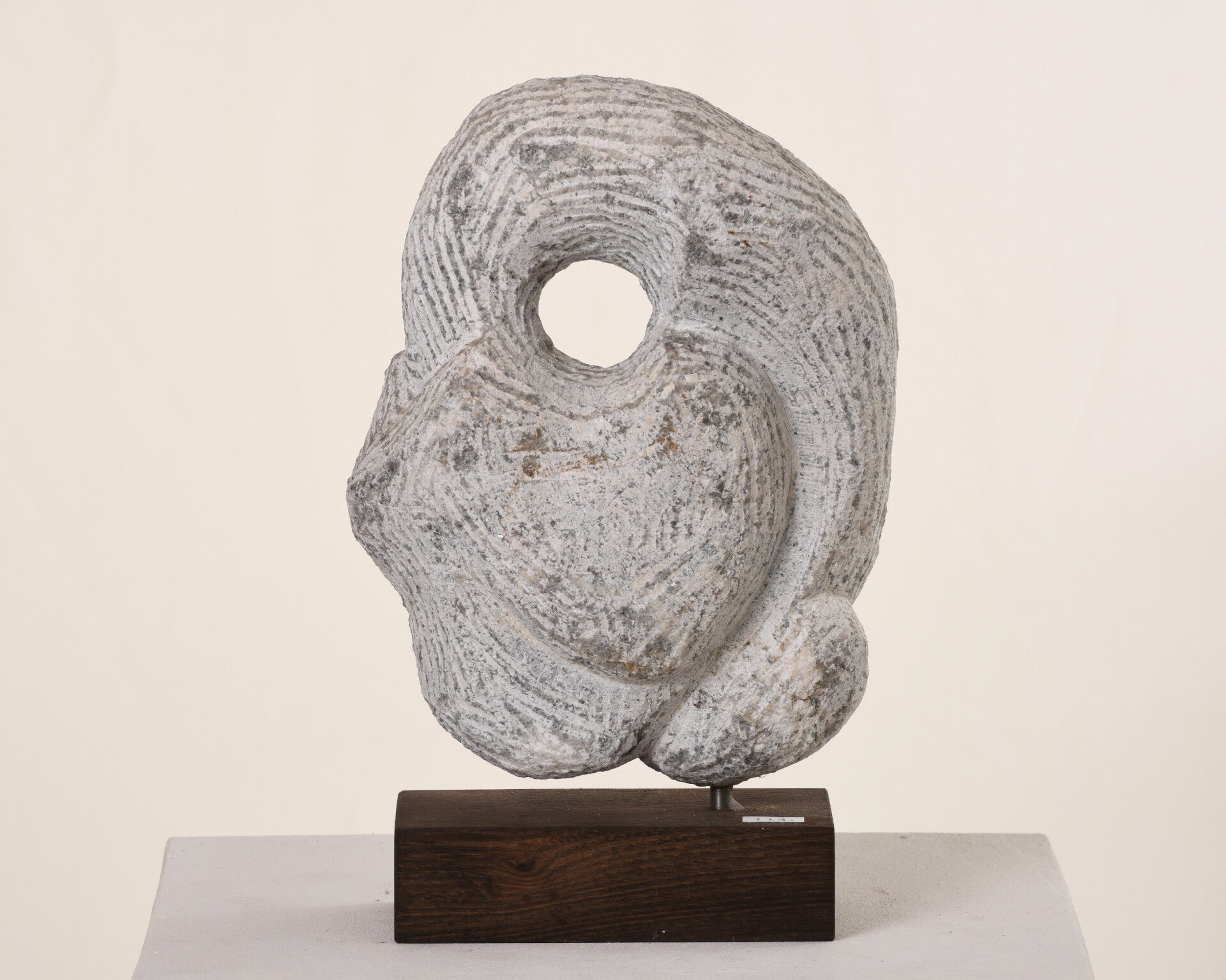 N. 114 Figura astratta