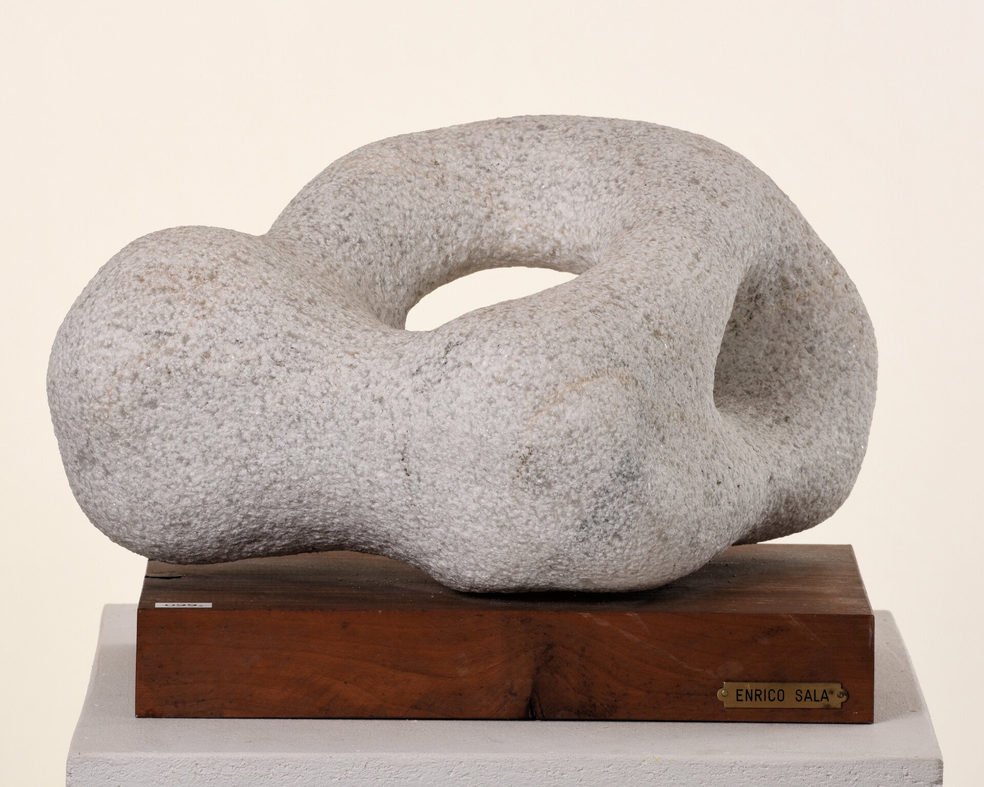 N. 99 Scultura astratta