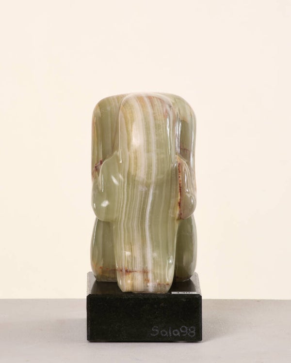 N. 130 Figura accovacciata 1998