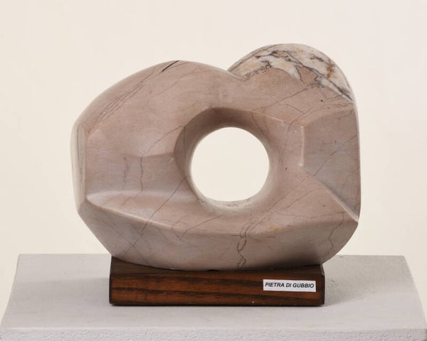 N. Scultura astratta