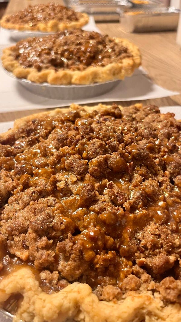 Cindy's Apple Pie order