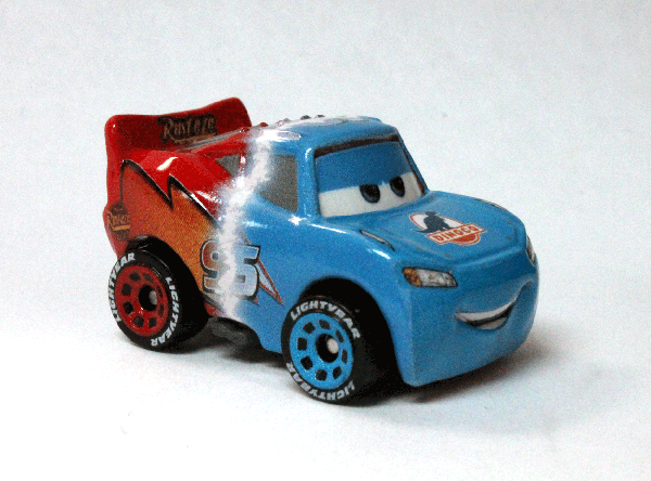 mini racer transforming Lightning McQueen (GRC serie 3)