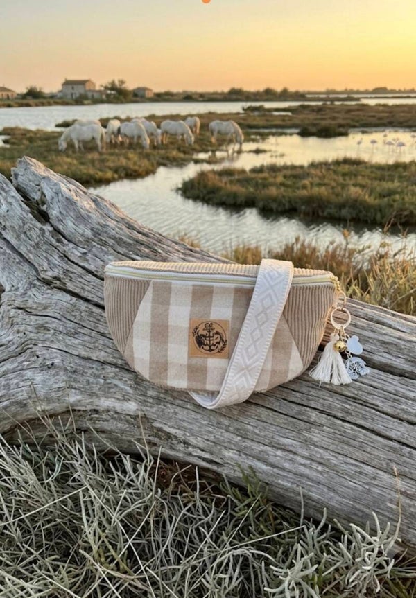 Sacoche banane velours beige camargue
