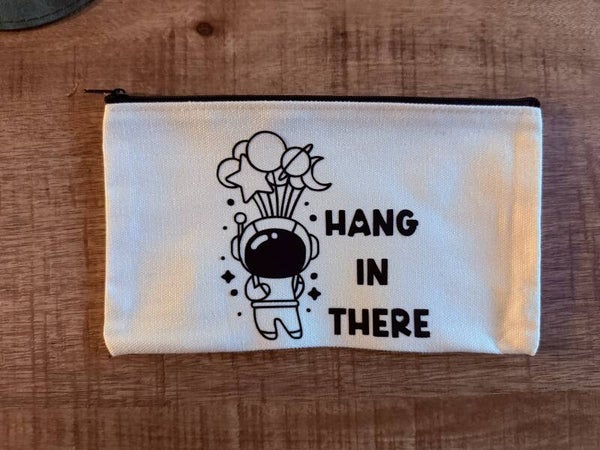 Tasje: Hang in there