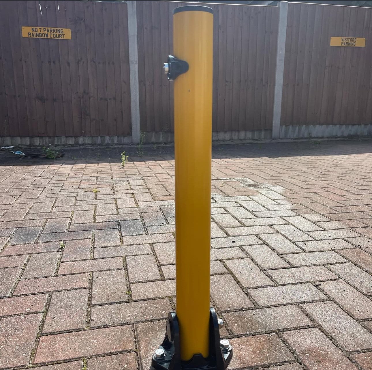Kyp Folding Parking Post