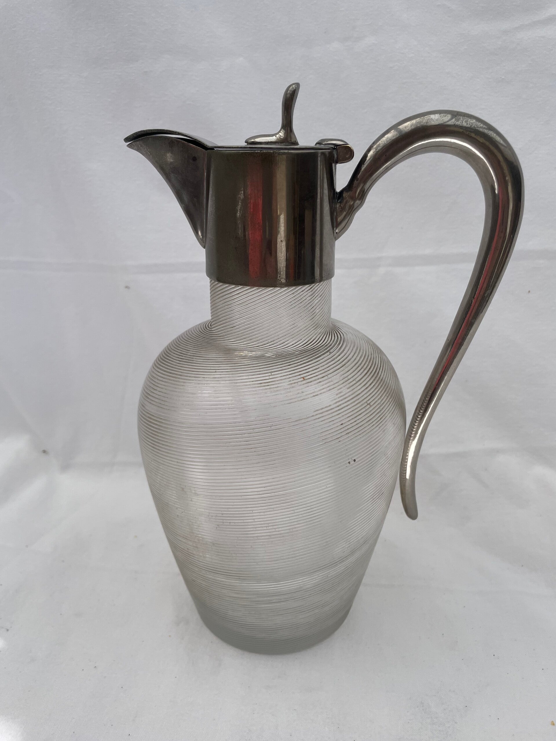 Bolle waterkan met snavelbek