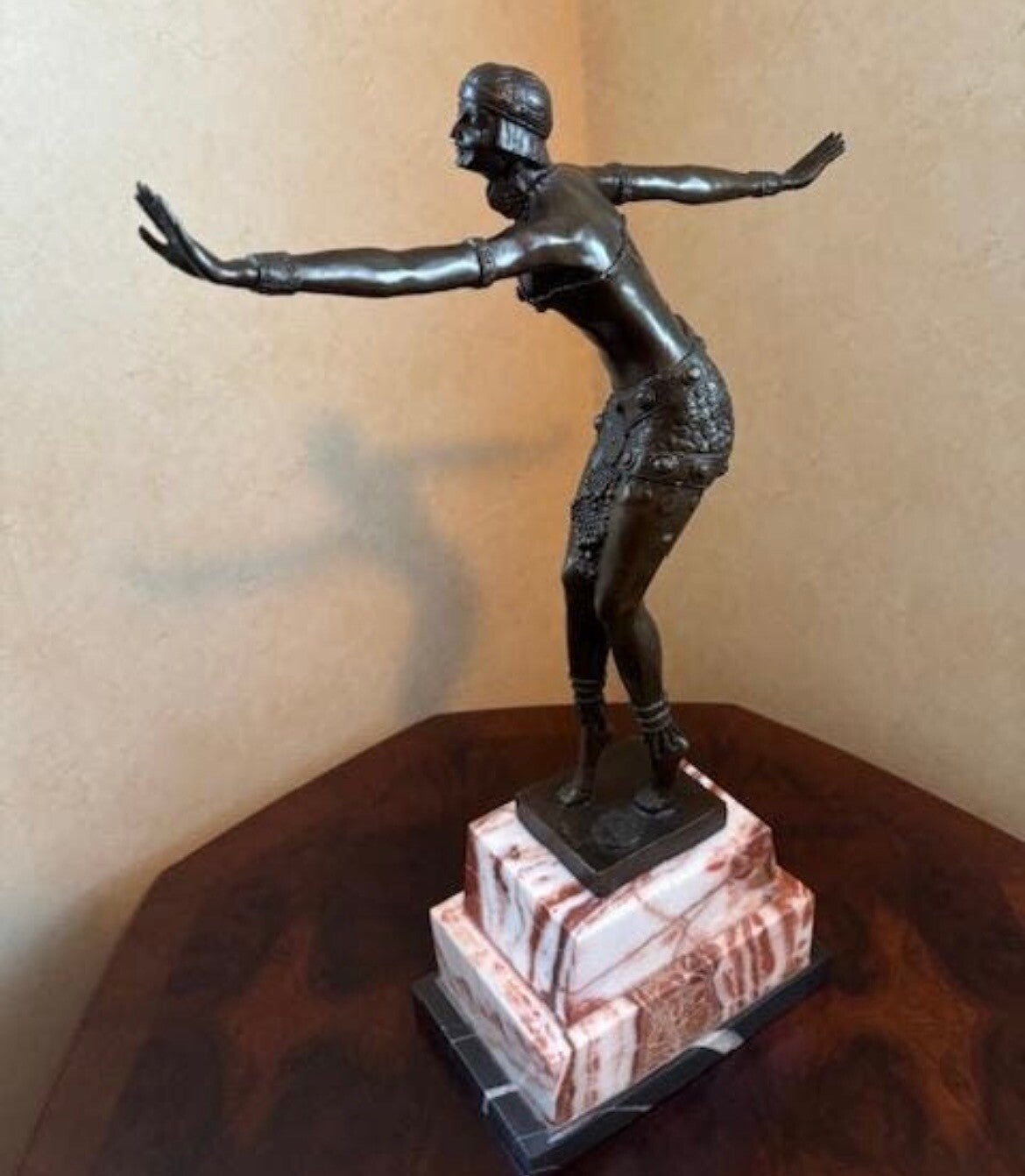 Naar Chiparus, dansende dame. NIEUW!