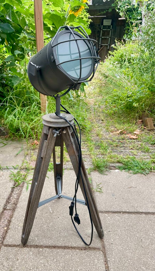 Vloerlamp laag model tripod