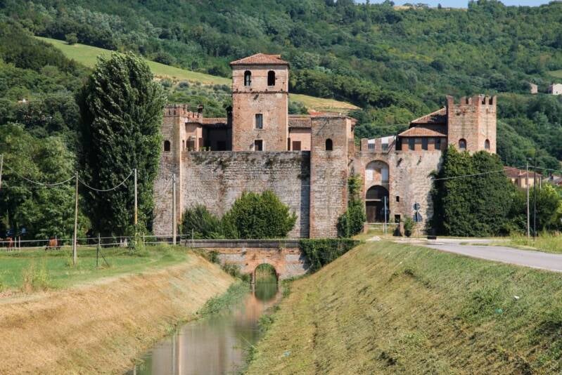 Facciata esterna del castello