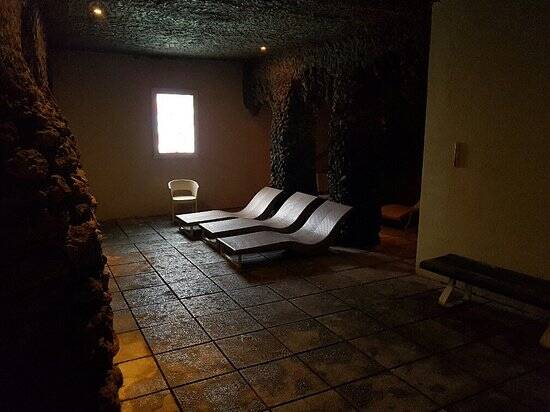 Grotta Termale Hotel Neroniane