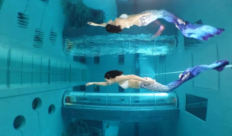 Y40 - spettacolo delle sirene.