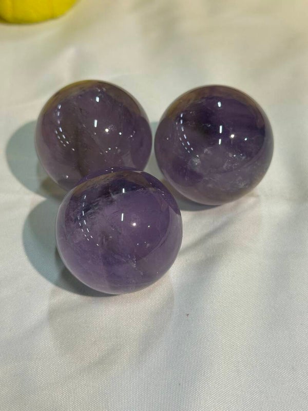 Amethyst - Sphere - circa 4CM