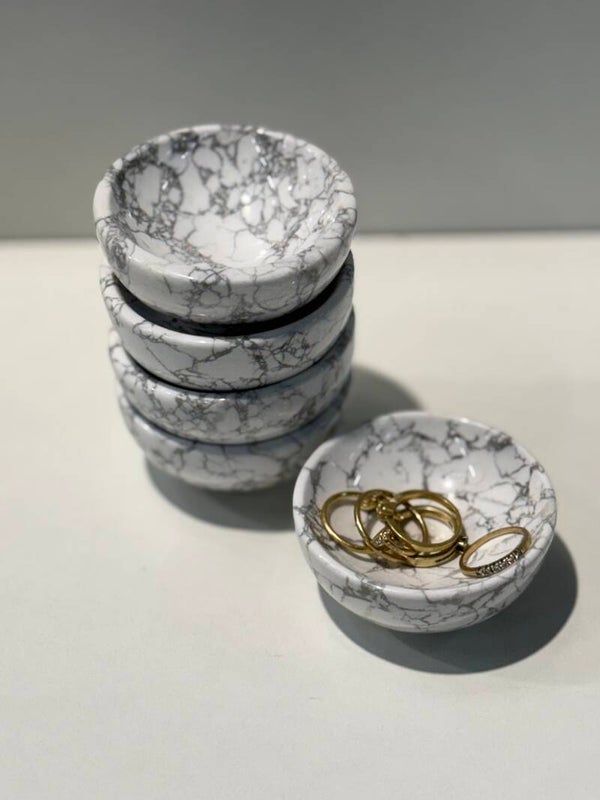 Howlite - Bowl - circa 5cm
