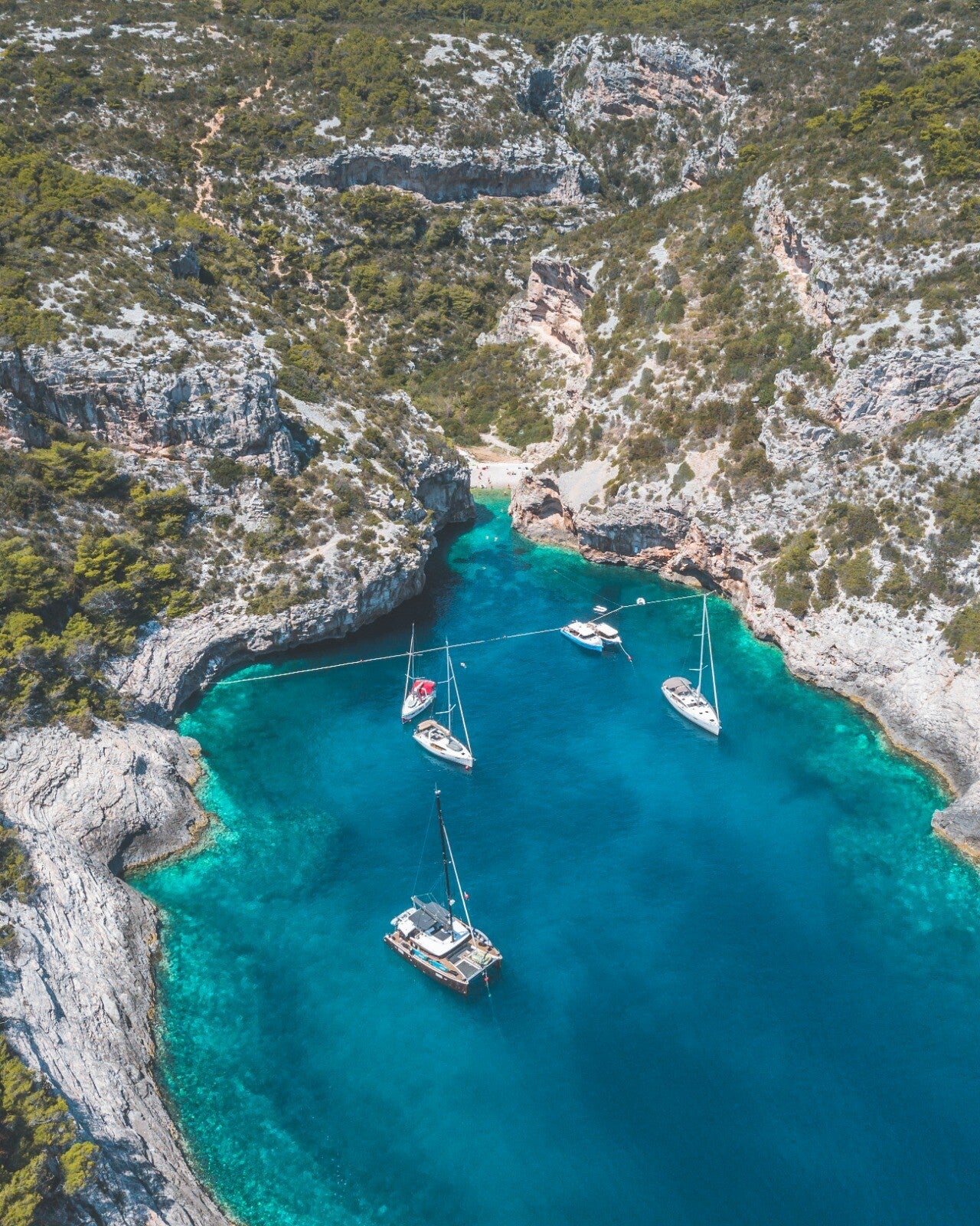 Blue cave boat tour from Split