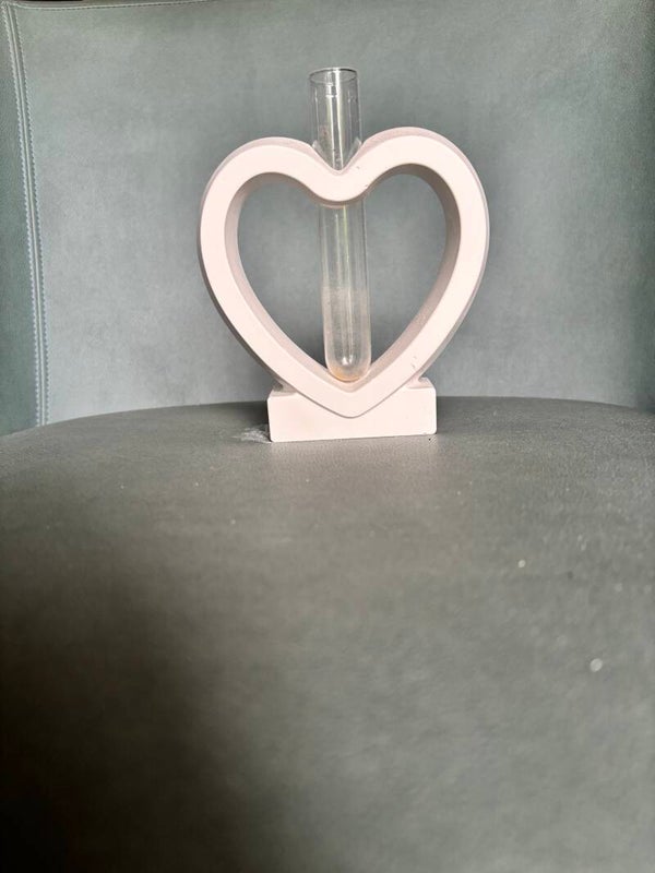 Resin Herz mit Vase
