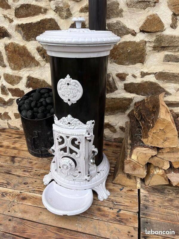 Poêle à bois Godin modèle 2122/3720 émaillé Blanc restauré Buches 40cm