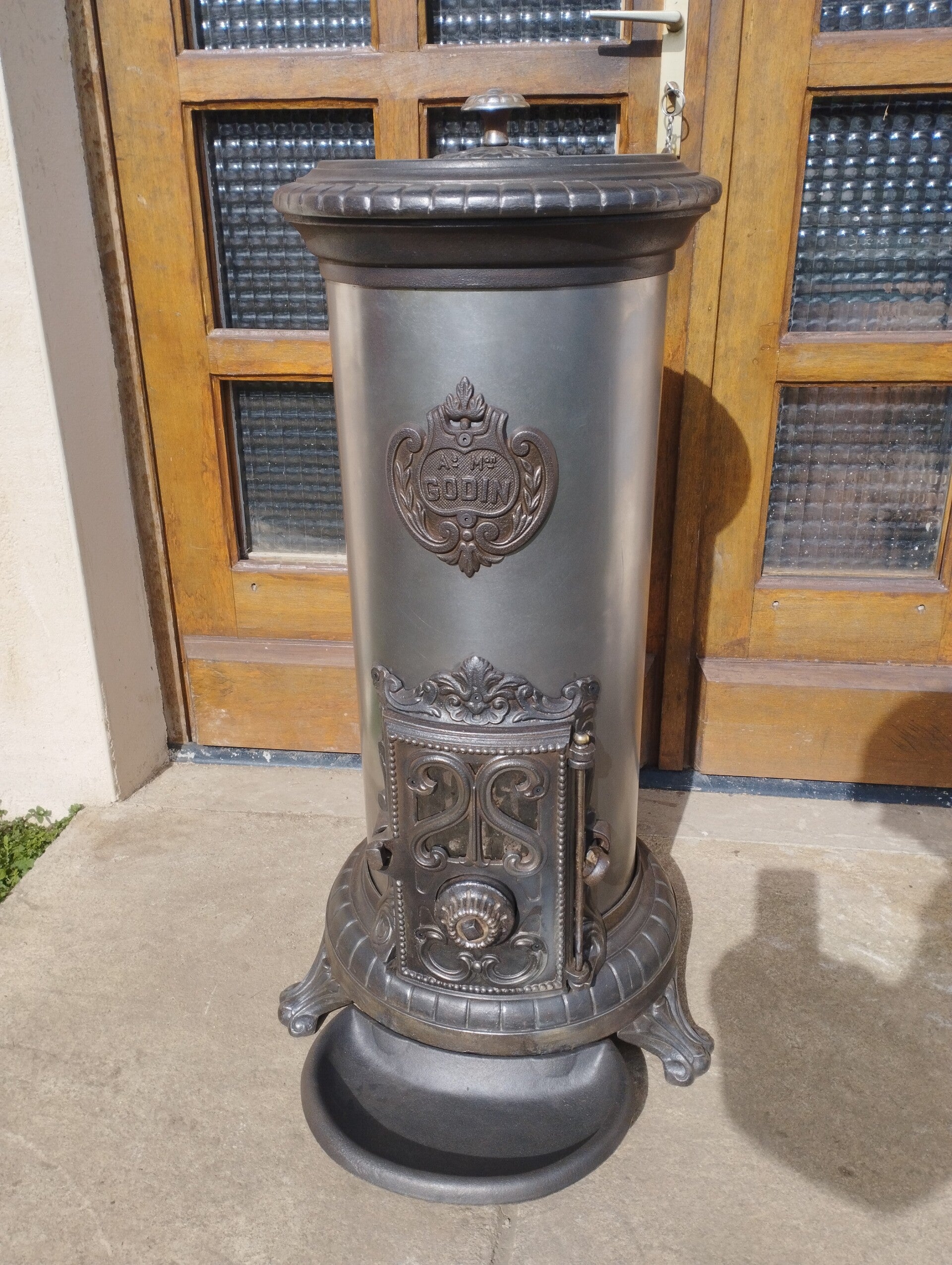 Poêle Godin rare modèle 2123 fonte brute restauré années 20 fût neuf