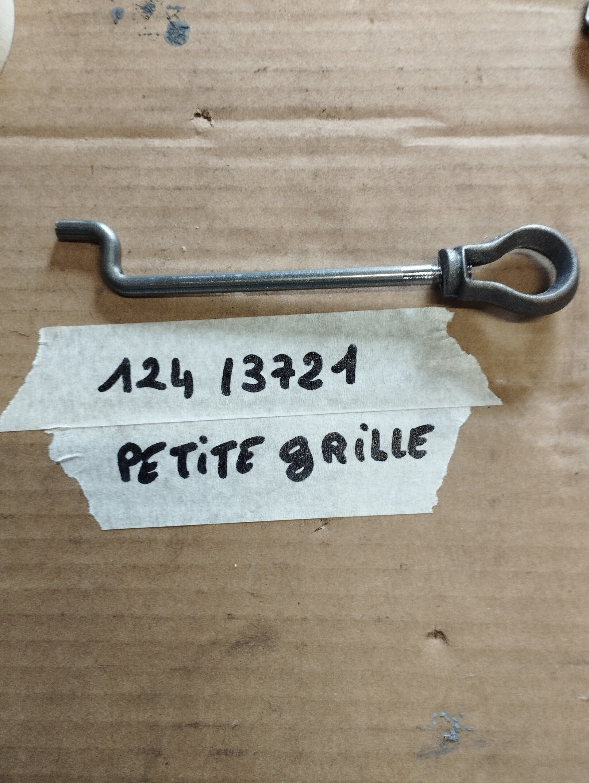 Tige/tirette de décendrage grille de fond Godin modèle 124 / 3721 PETITE GRILLE