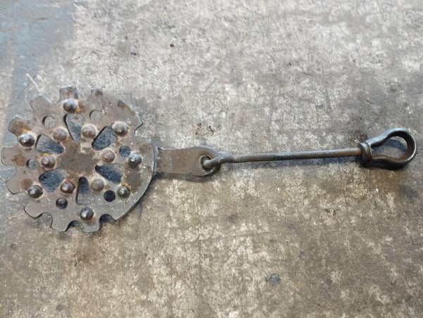 Grille de fond et sa tirette pour Poêle Godin modèle 2164