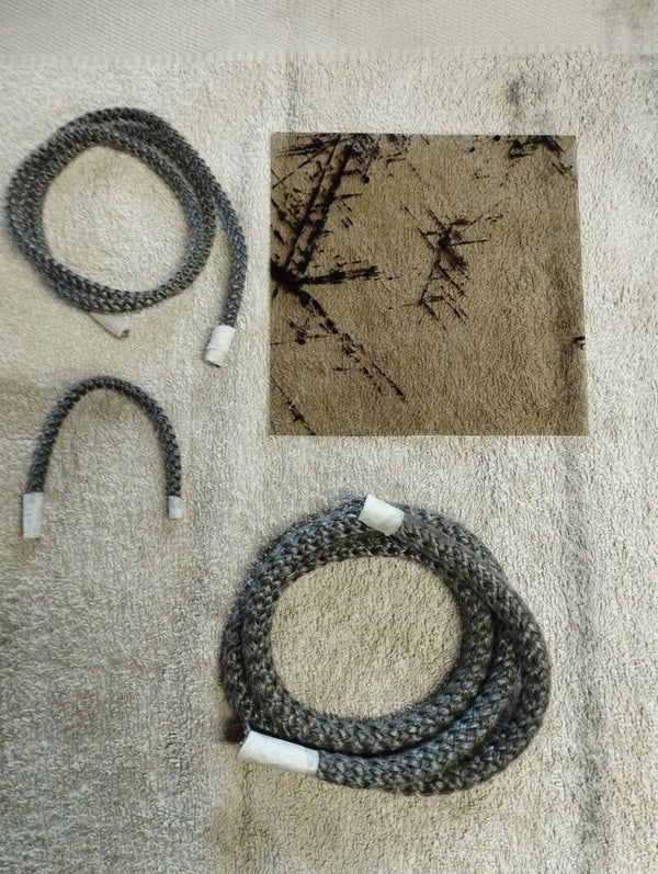 Kit tresse réfractaire + Mica pour la porte Godin 124 et 3721 dit "brule tout"