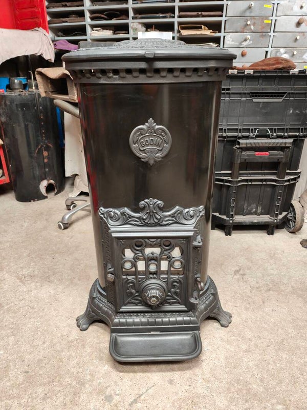 Poêle à BOIS Godin ovale 3727 Fonte anthracite sortie 125mm 10Kw restauré bûches de 50cm