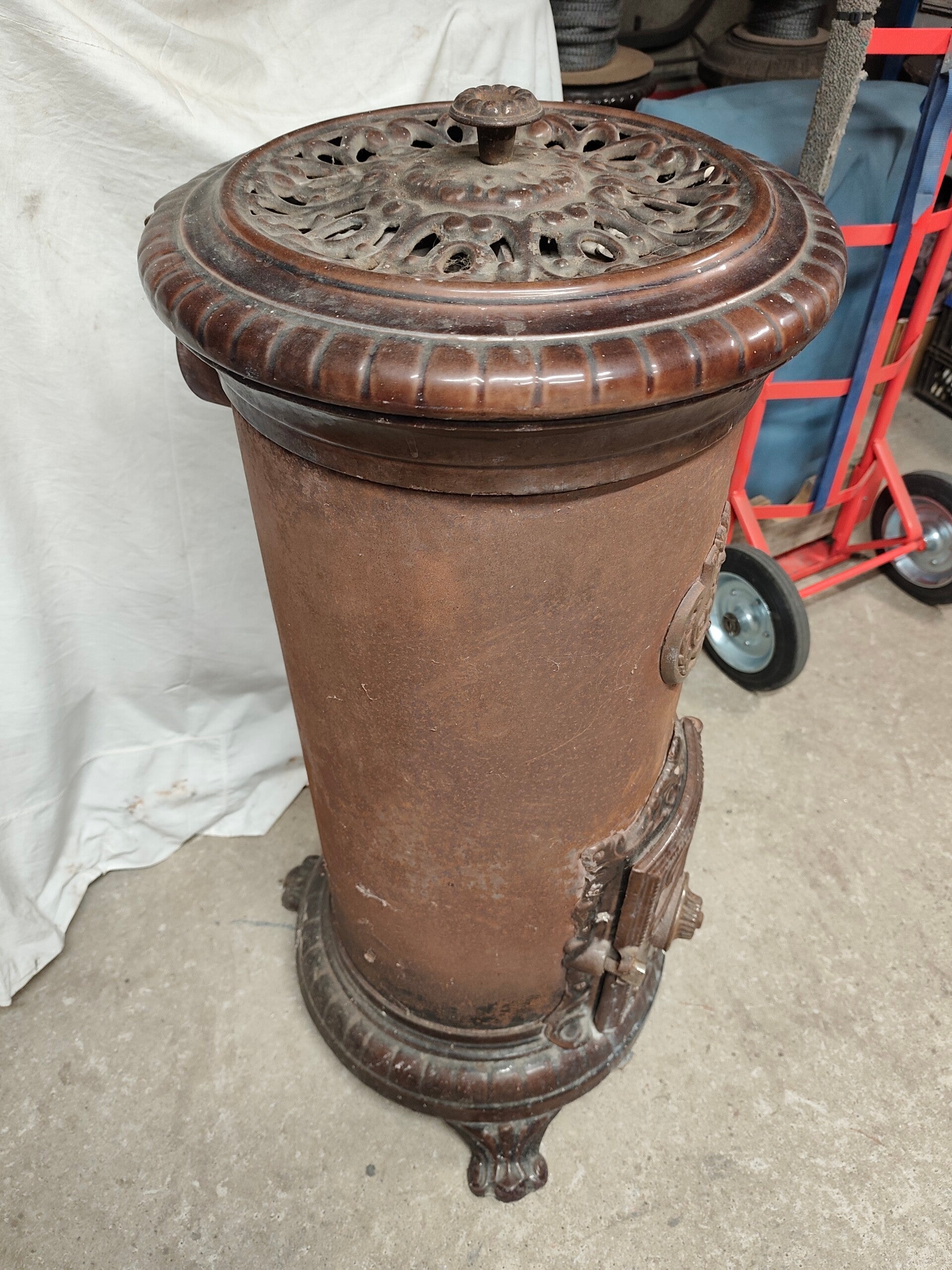 3721 /124 "Brûle Tout" Emaillage Brun Majolique ancien
