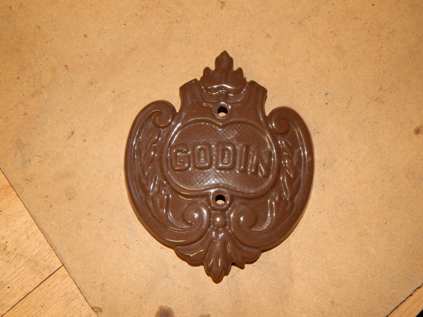 Blason poêle à bois Godin 3721grand modèle couleur émaillé Marron Très Bon état