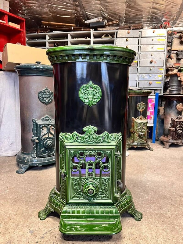 Poêle Godin ovale 3727 vert majolique 10kw
