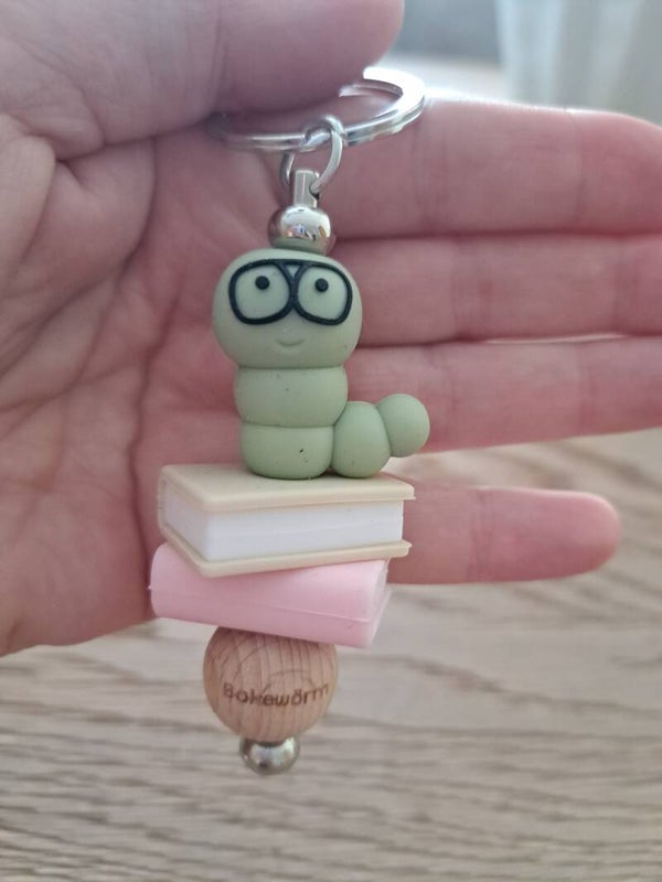 Sleutelhanger - BOKEWÖRM - pastel (zilver)