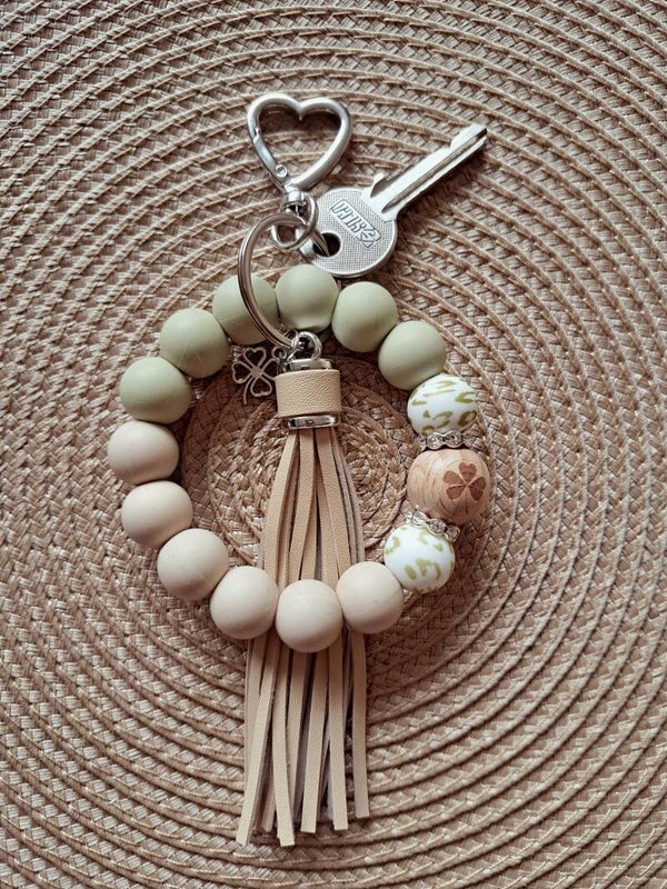 Sleutelhanger rond -  GOOD LUCK (zilverkleurig)