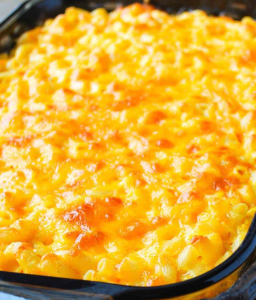 Golden Baked Mac-N-Cheese