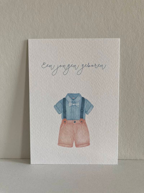 Kaart 'een jongen geboren, blauw tuinbroekje'