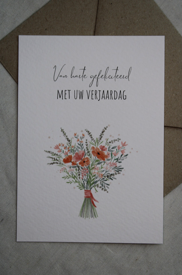 Kaart 'gefeliciteerd met uw verjaardag, boeket'